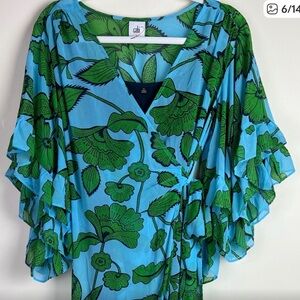 Gorgeous CAbi limited edition dress